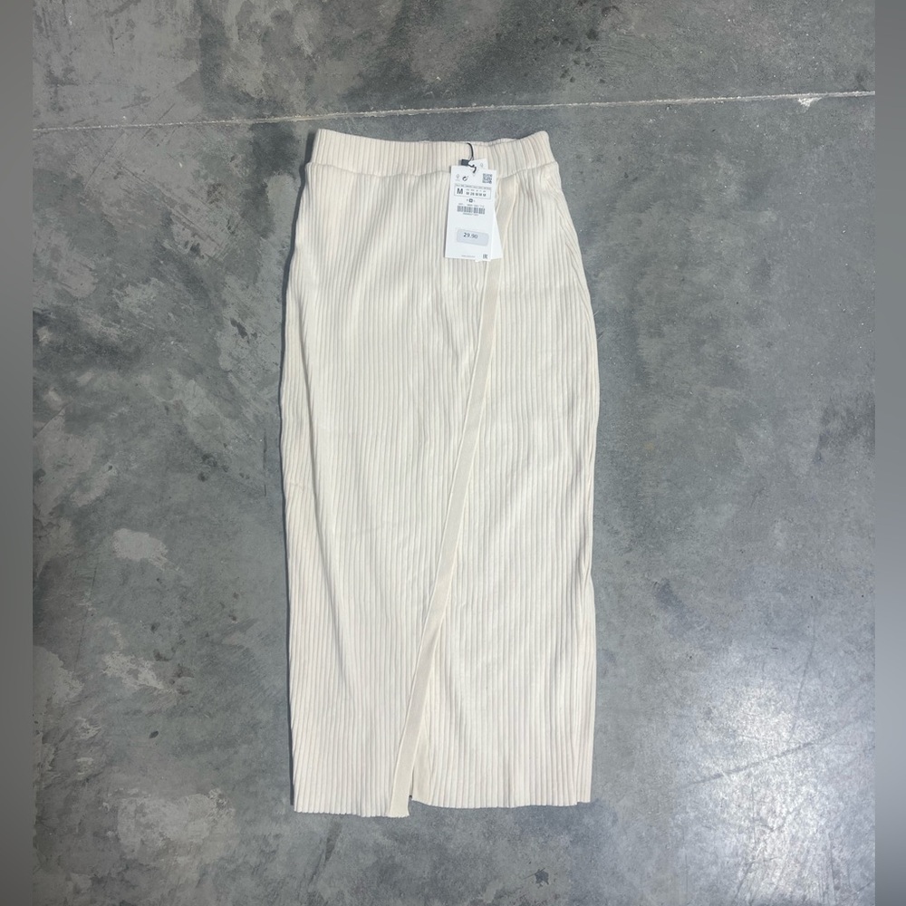 Zara ribbed cream skirt
